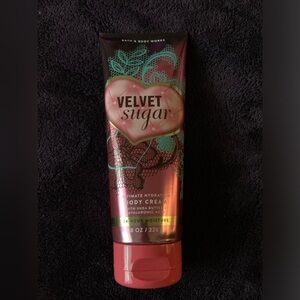 Bath & Body Works Velvet Sugar Body Cream - Pink & Red